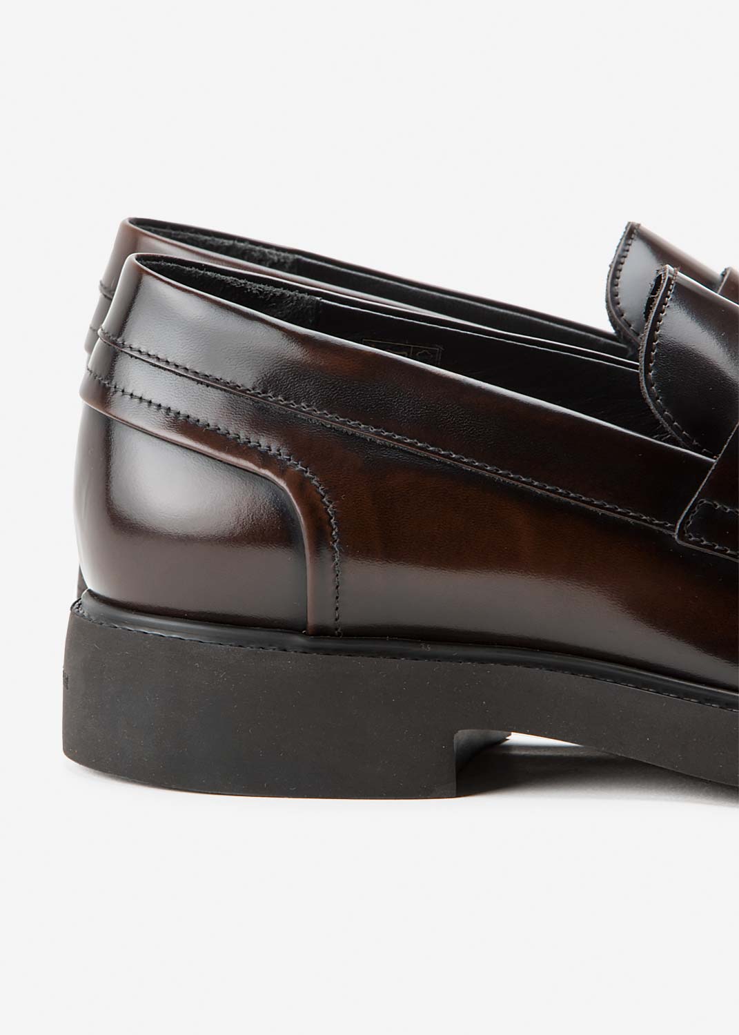 BARLEYCORN Sleek Moccasin Brown Leather