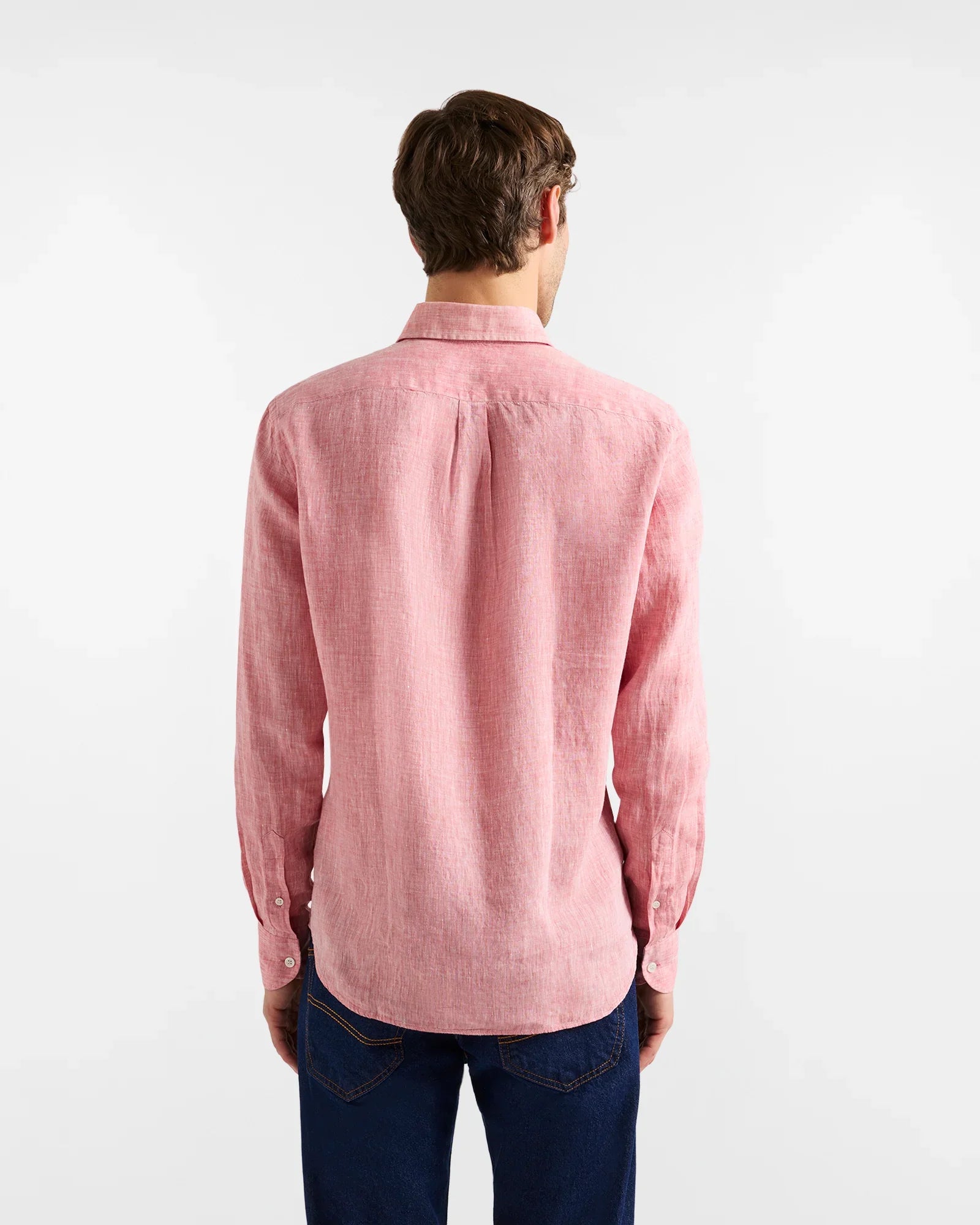 Camicia uomo lino rosa maniche lunghe vista posteriore, abbigliamento casual elegante