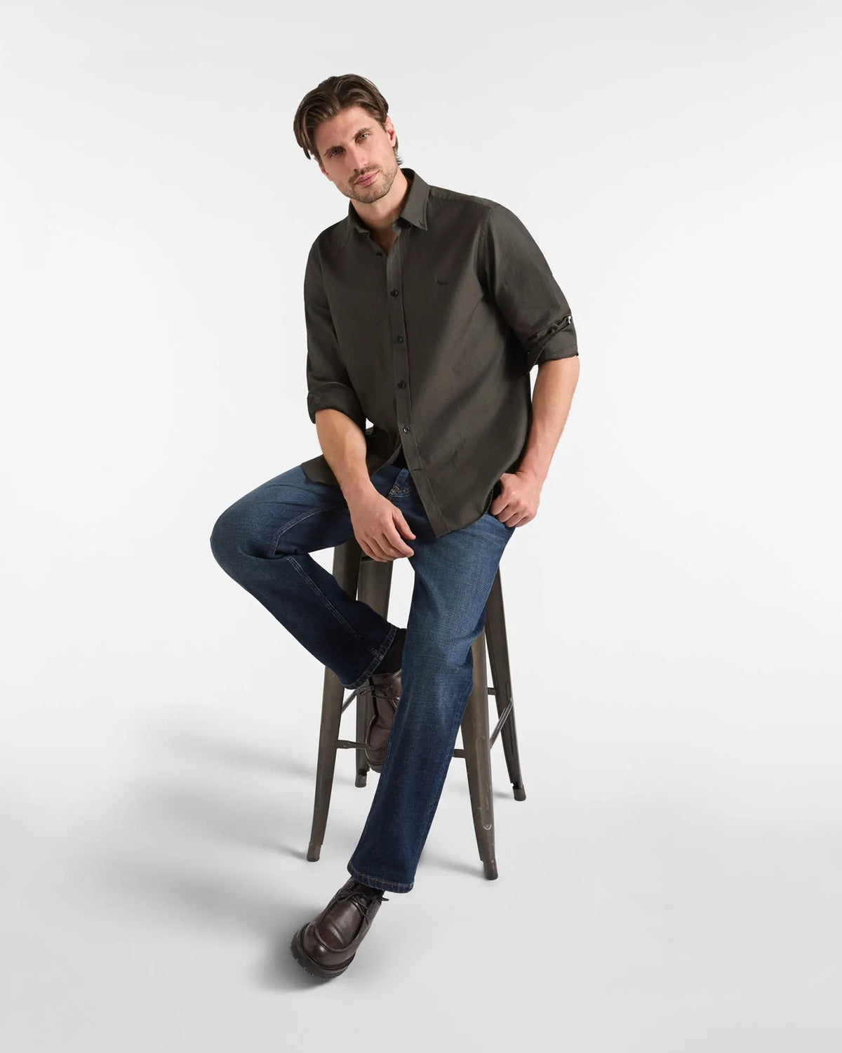 Camicia Oxford da uomo regular fit verde scuro tinto filo, VERDE, dettaglio taschino