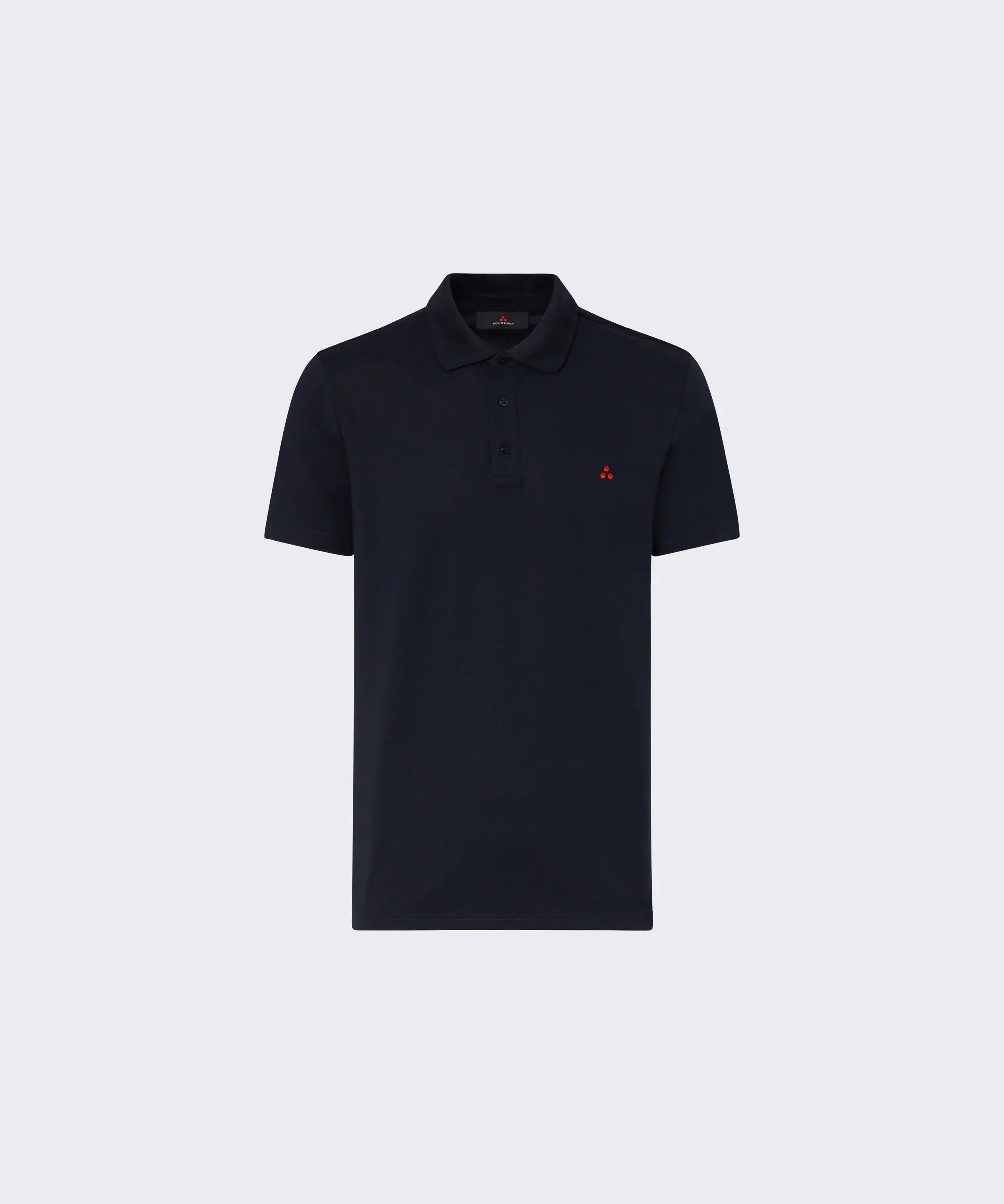 Polo uomo blu scuro a maniche corte con piccolo logo rosso sul petto, stile casual elegante