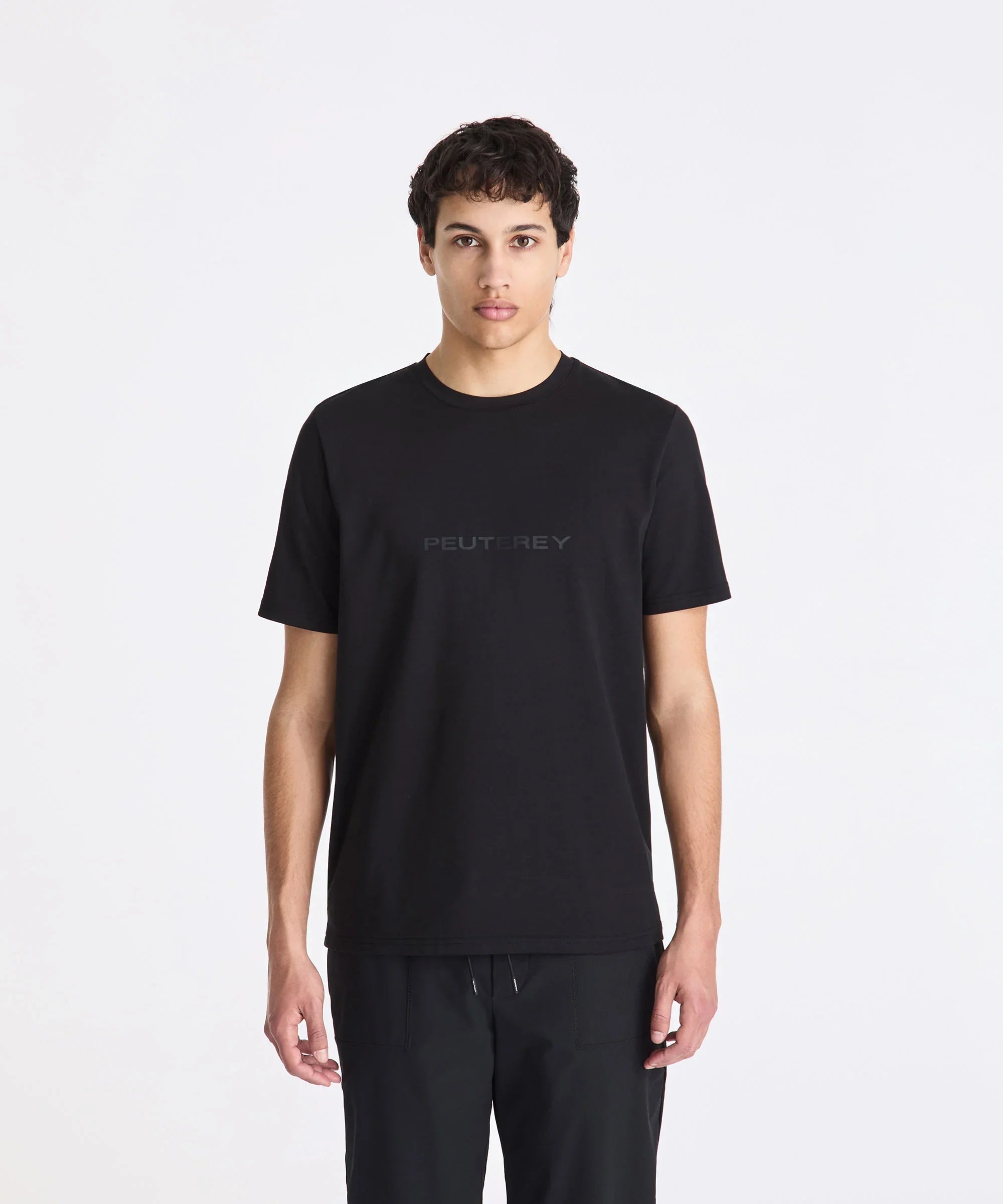 Maglietta Peuterey nera uomo, manica corta, design minimal, abbigliamento casual