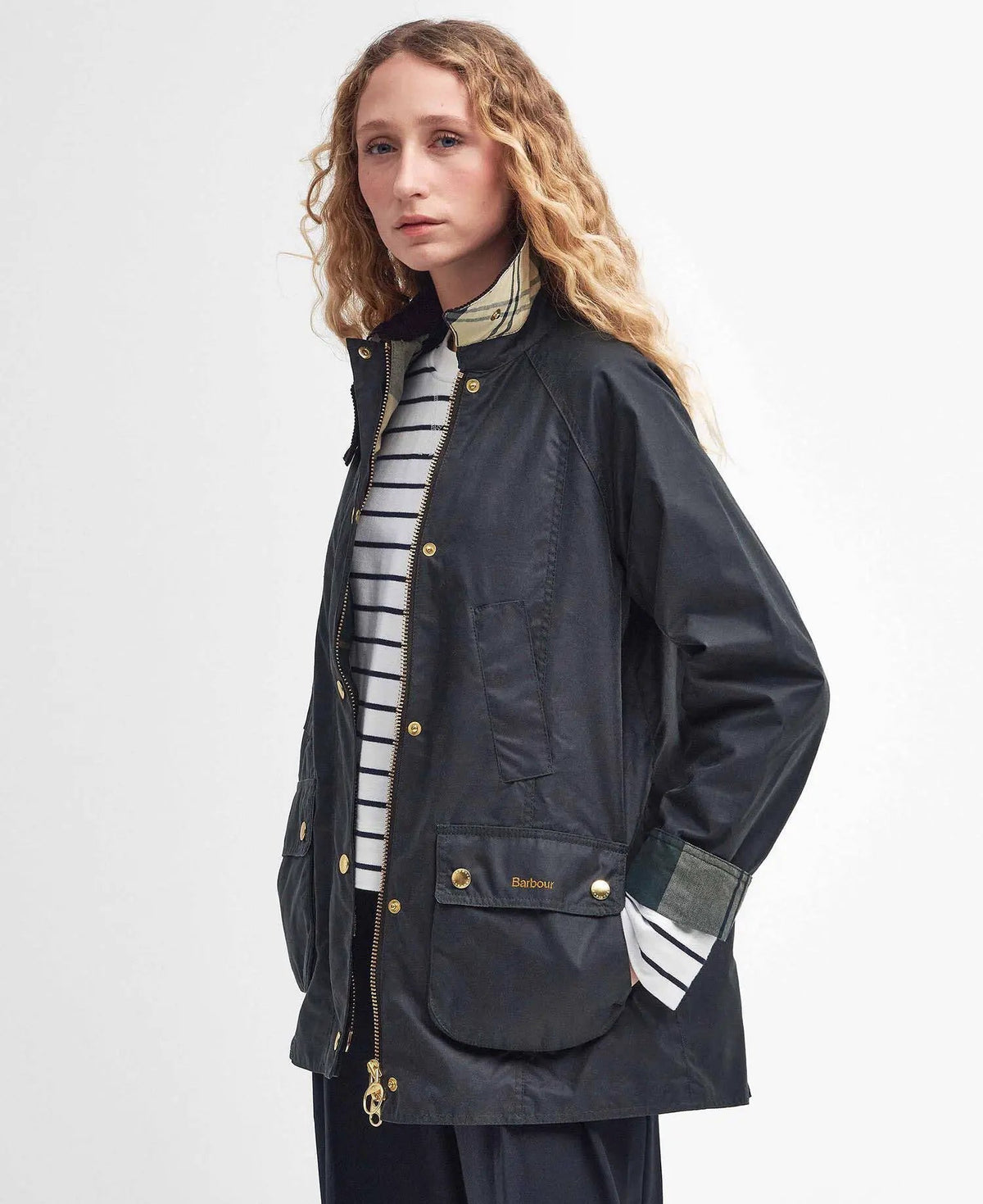 Barbour Modern Beadnell Waxed Jacket LWX1402 SG51 - vista frontale, colore Sage Ancient
