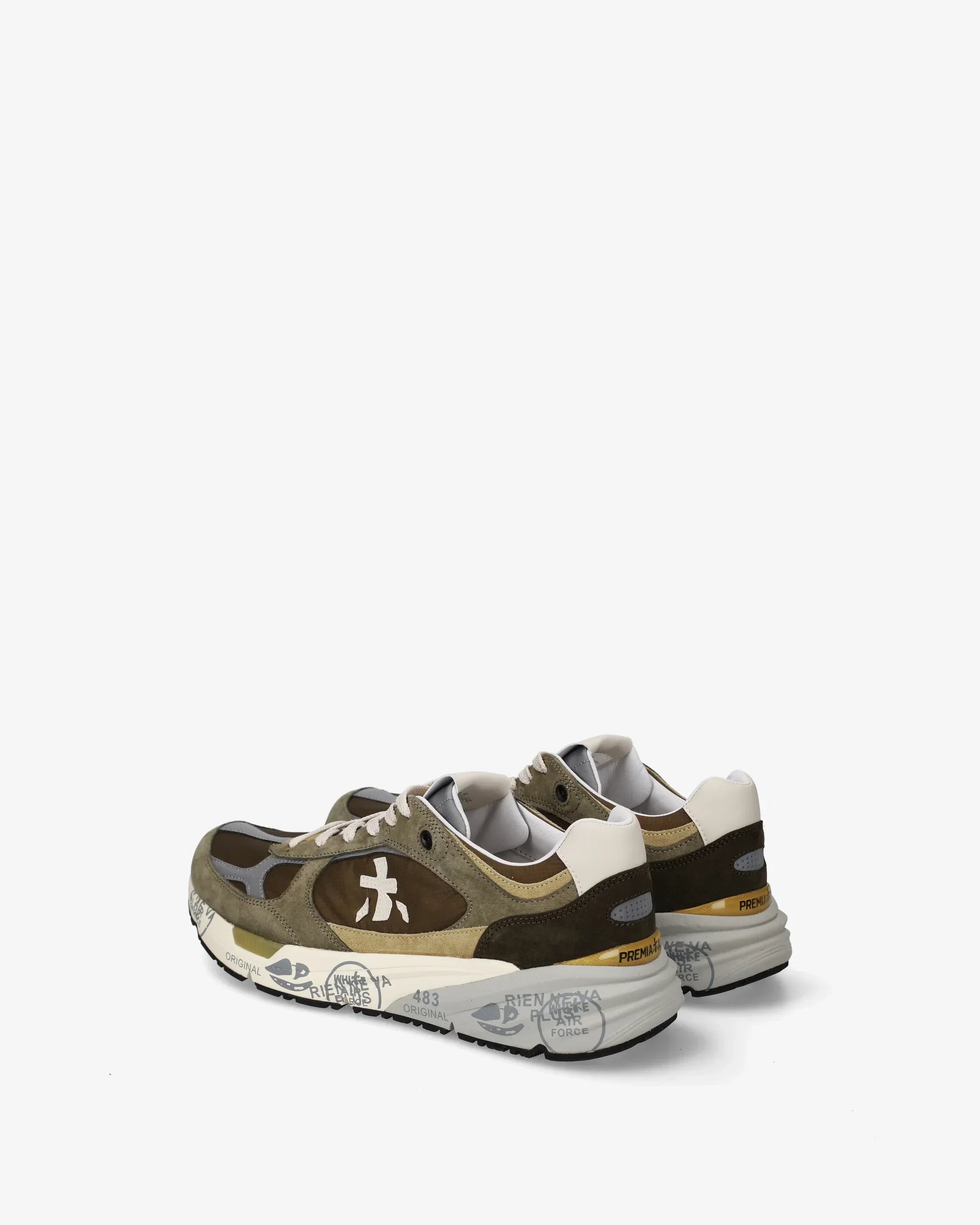 Sneakers uomo verde e beige in suede e tessuto con suola bianca stampata, stile casual