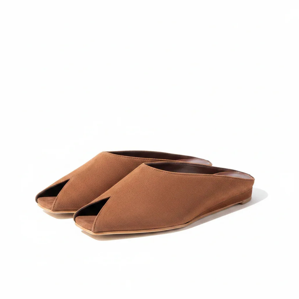 Mule donna marroni in pelle scamosciata, punta aperta, design elegante, calzature moda