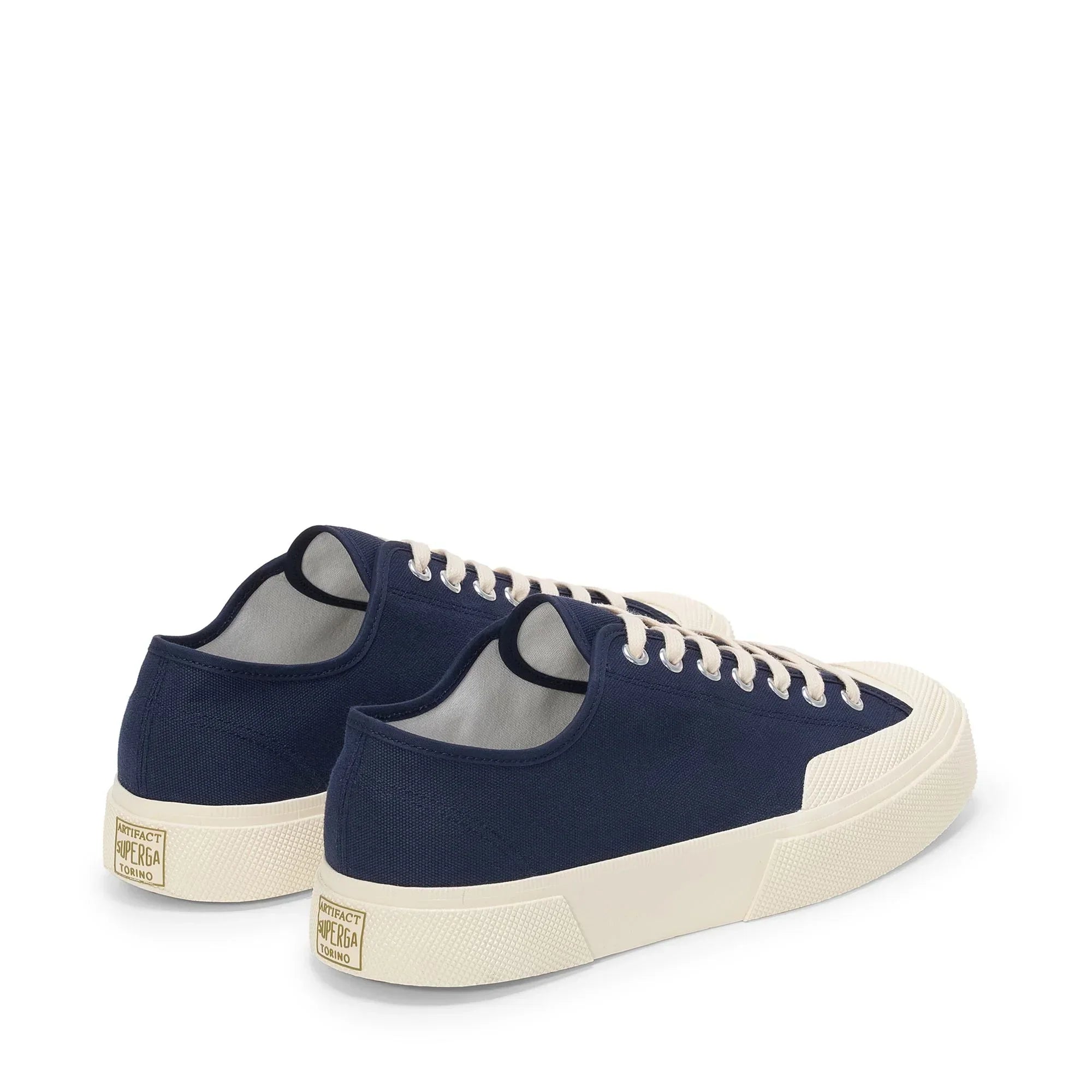 Sneakers uomo blu scuro in tessuto con suola bianca, stile casual, vista laterale