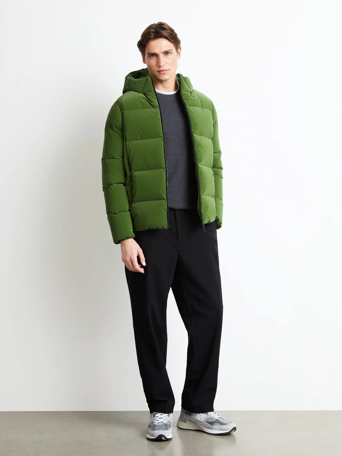 Giacca a vento RRD supeRRDuck! Tubic 14 Hood Zip Jkt Verde Prato - Indossata fronte