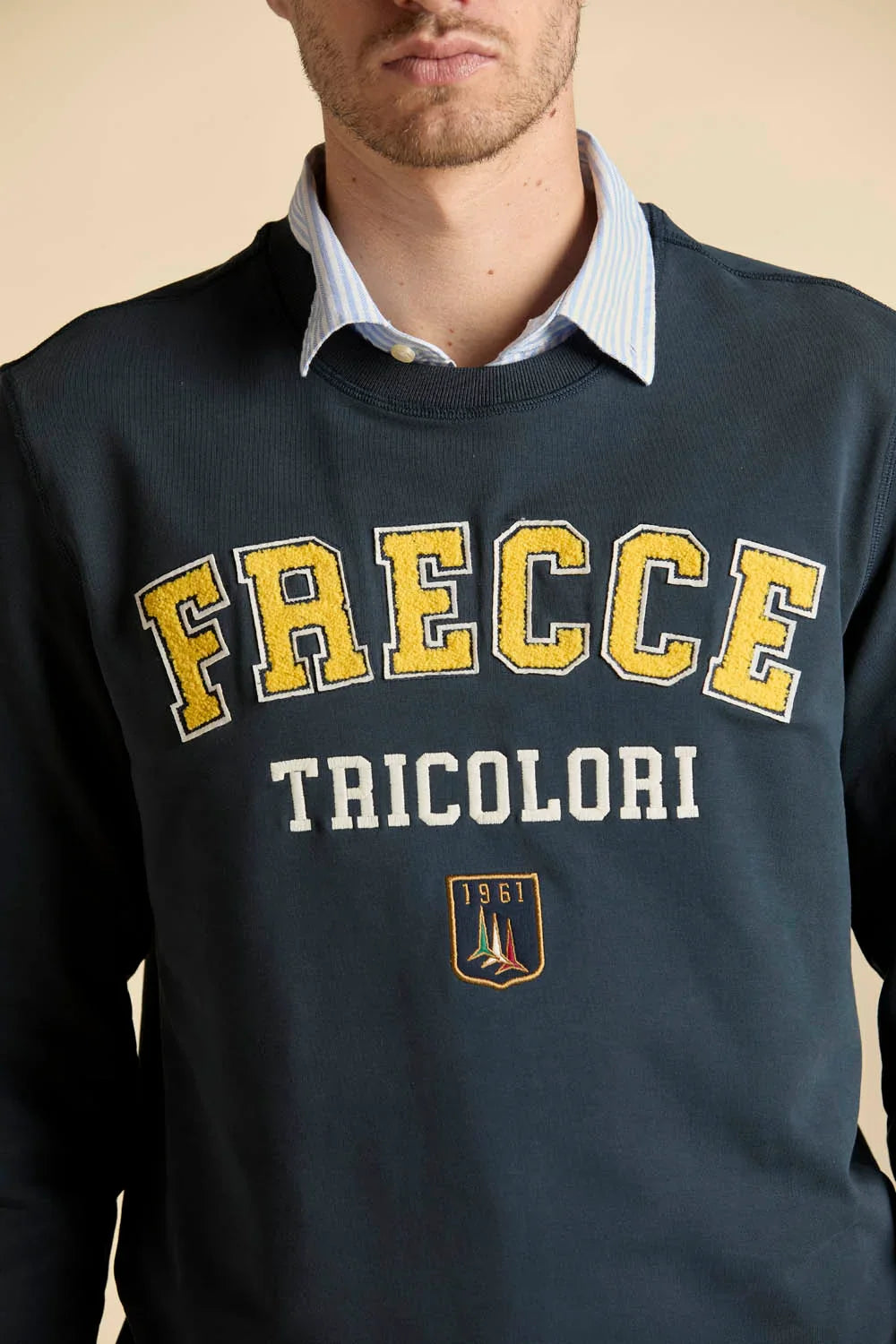 Felpa girocollo uomo blu con scritta Frecce Tricolori ricamata e stemma 1961