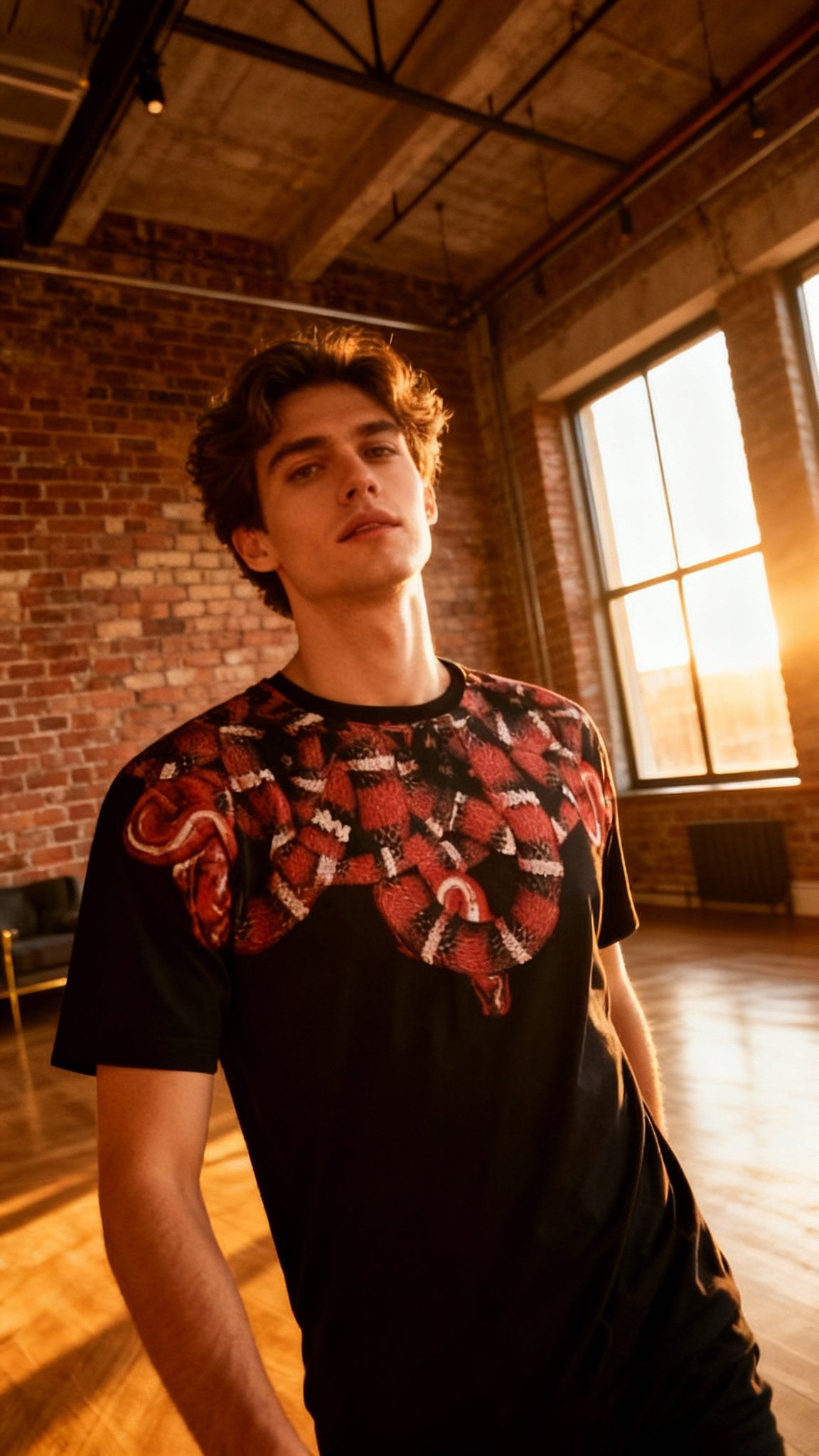 COUNTY OF MILAN F5CAMA TH033 110  T-SHIRT M.C. SERPENTE ROSSO - Atelier Fratelli Carbè