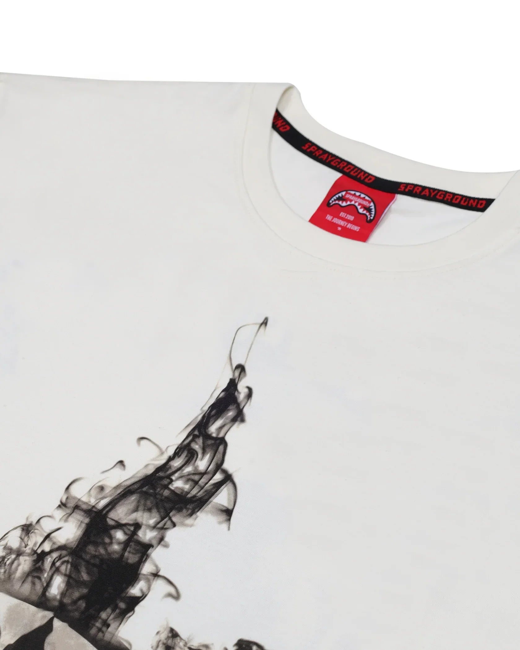 T-shirt bianca uomo con colletto girocollo e stampa artistica nera effetto fumo