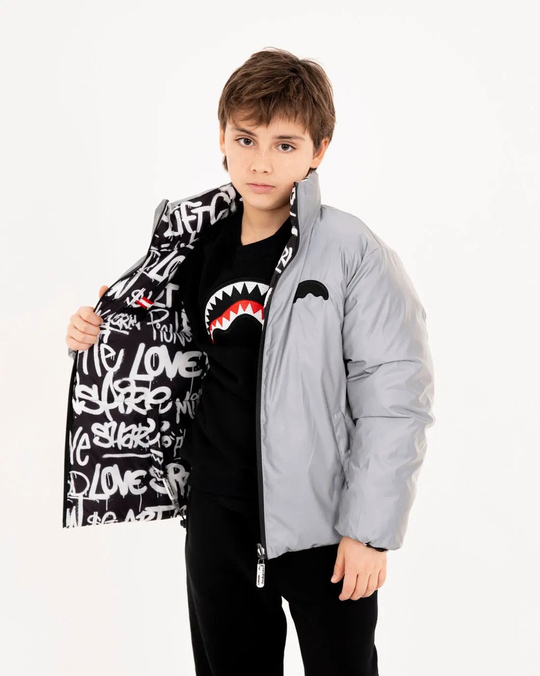 Sprayground SP942 Graffiti Reflective Double Padded Jacket - Vista complessiva reversibile