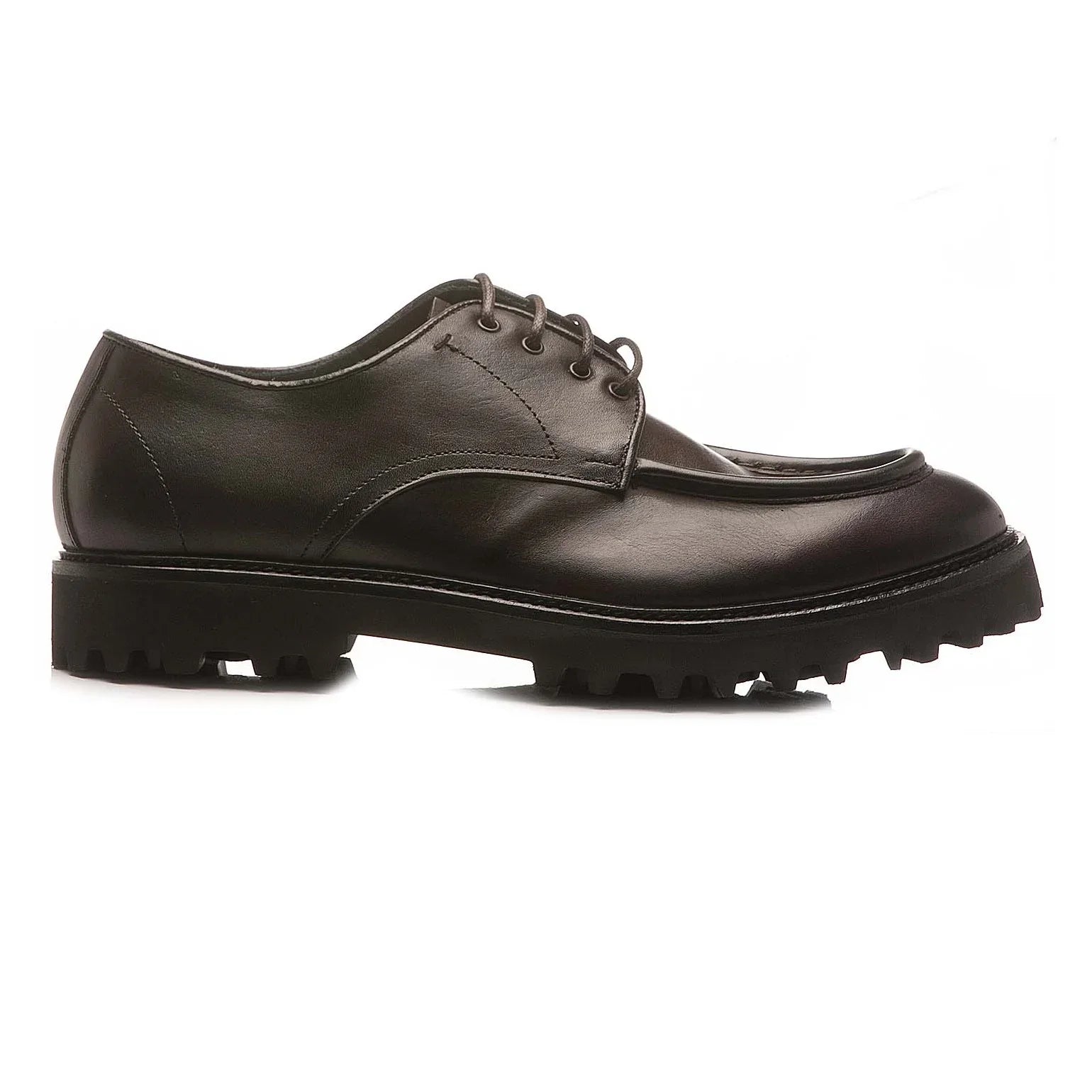 Scarpa uomo elegante nera in pelle con suola carrarmato, stile Made in Italy