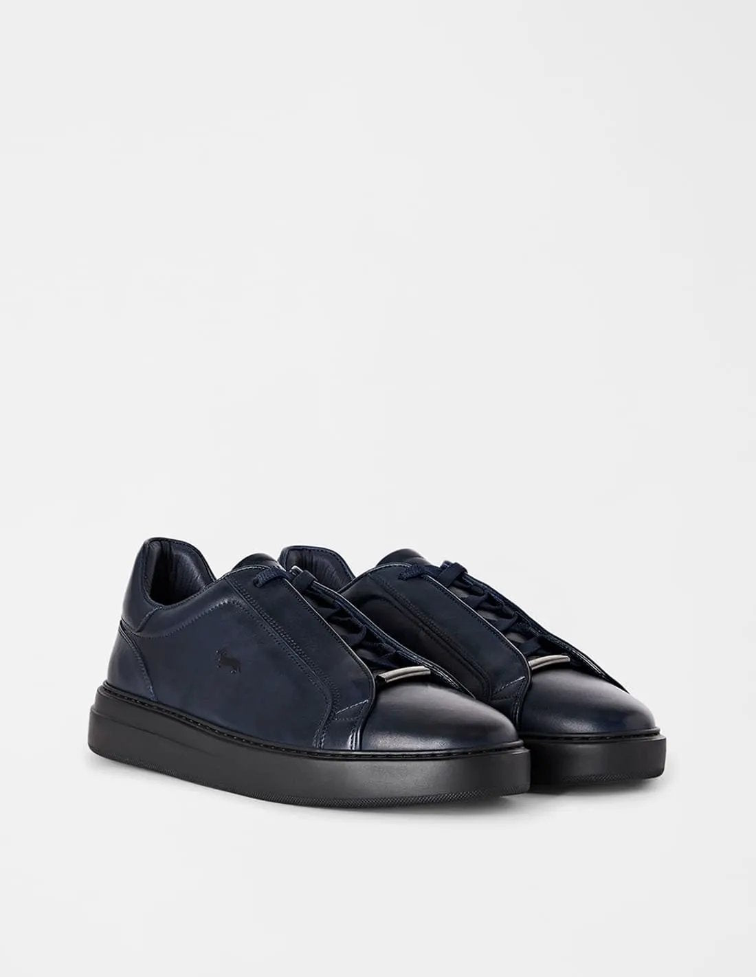 Sneaker Harmont & Blaine Buttero in pelle blu con lacci elastici - Vista frontale